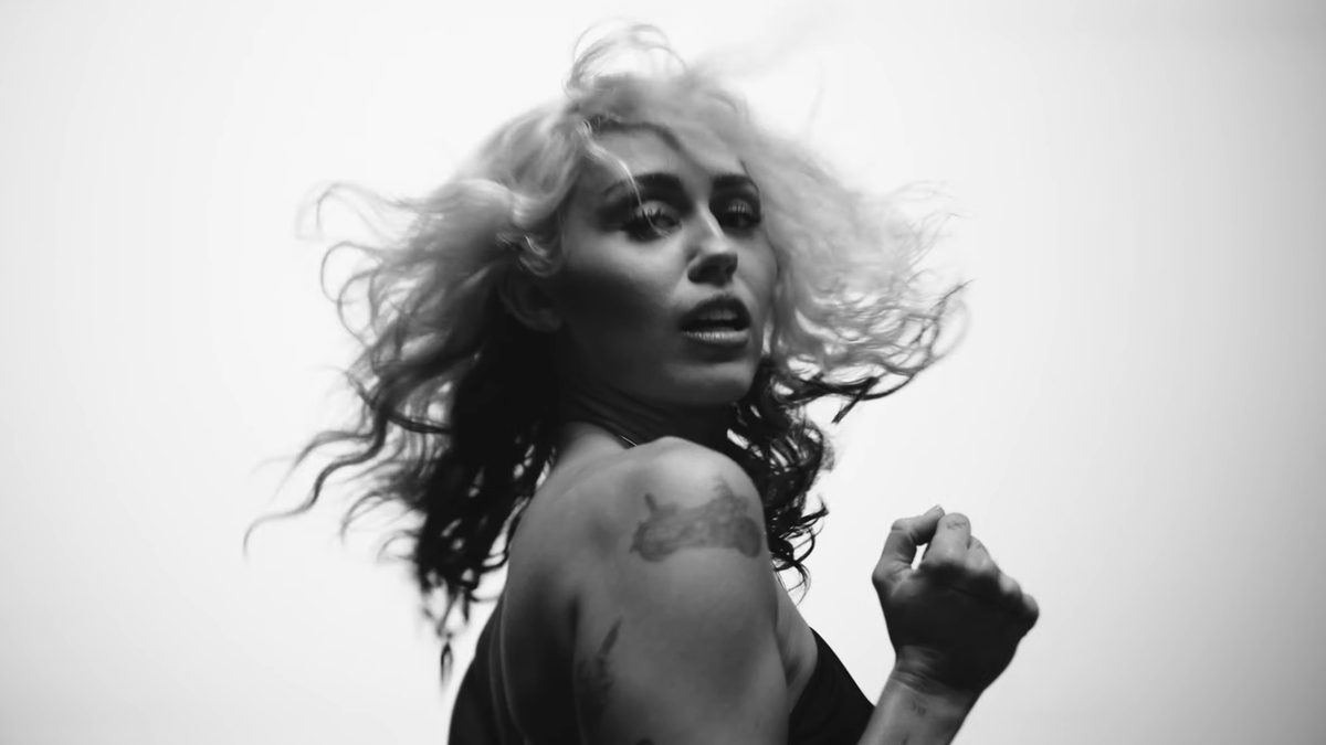 Nuevo sencillo de Miley Cyrus: 'Used to be Young' este Agosto