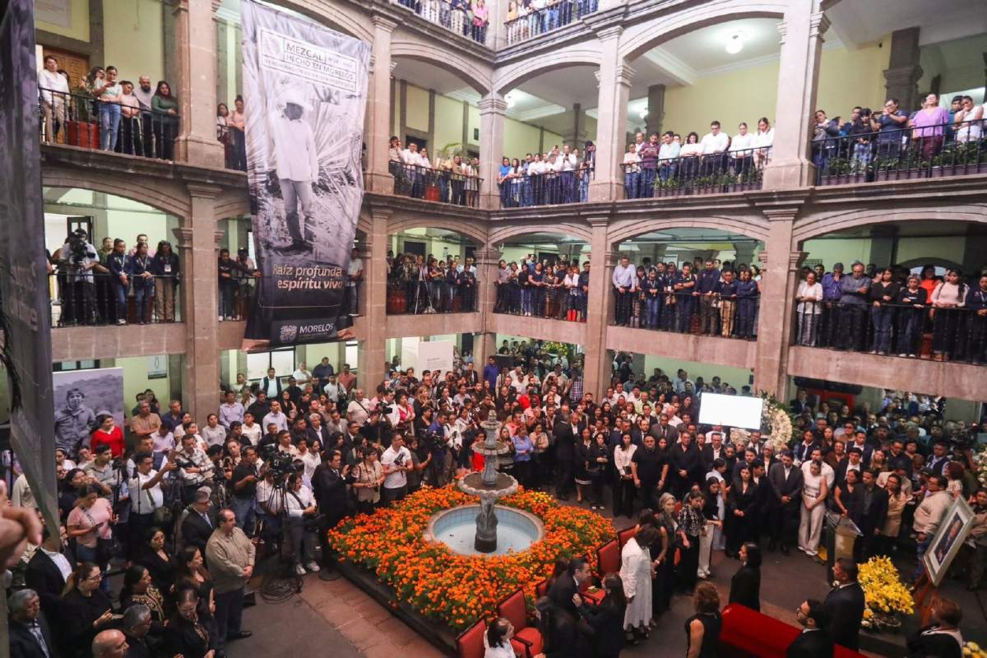 'El legado de don Juan permanecerá en la historia': Margarita González Saravia