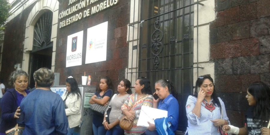 Protesta MMB ante la Junta Local de Conciliación