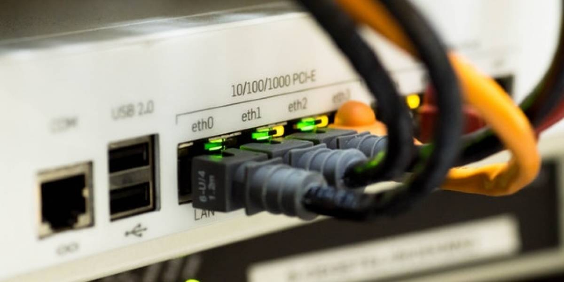 Telmex redujo los precios de sus paquetes y ofrece una mayor velocidad de Internet