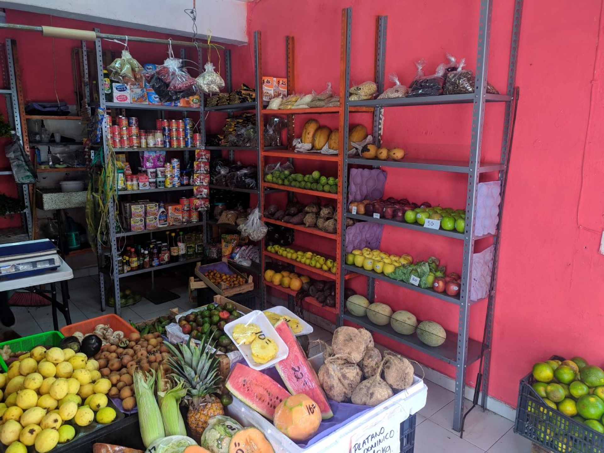 Batalla para mantener su frutería