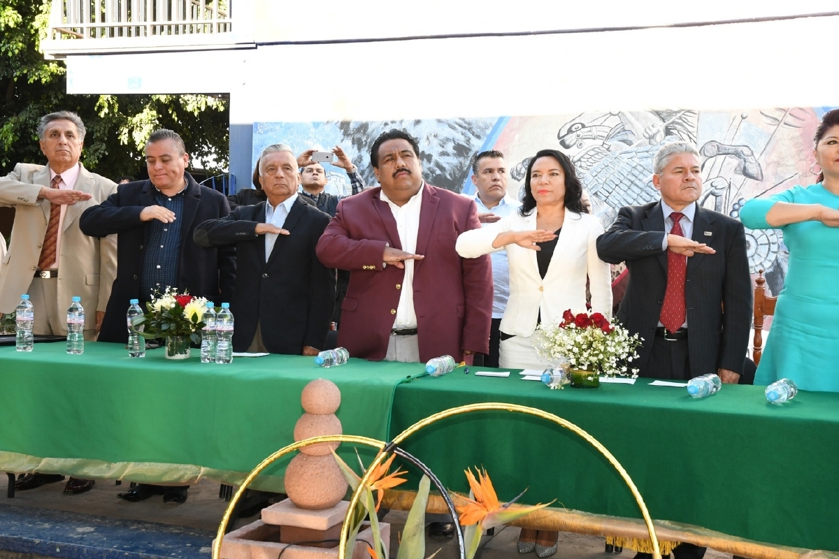 Conmemoran el 50 aniversario de la secundaria Cuitláhuac de Cuautla