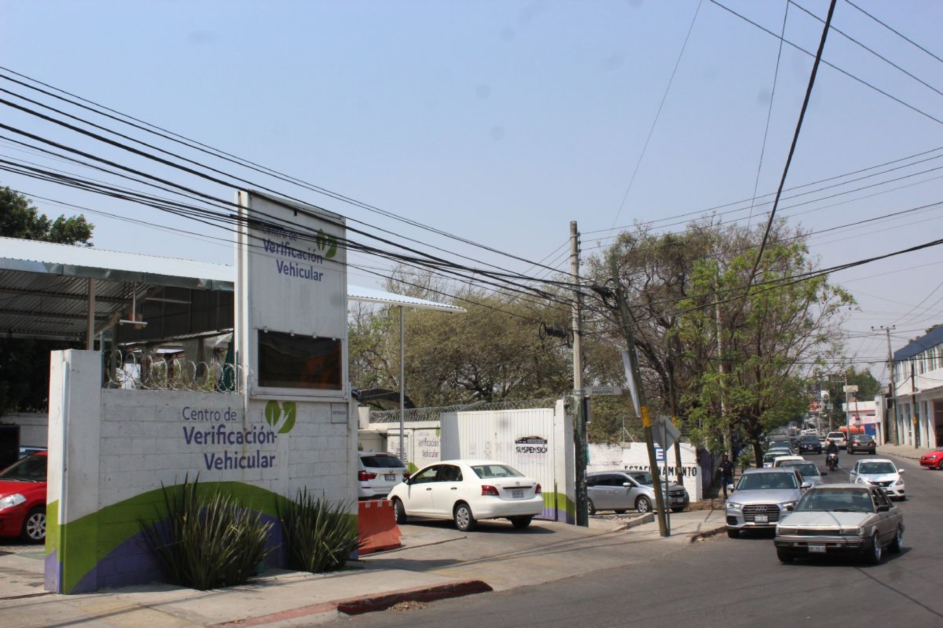 Sin apenas salario, empleados de verificentros clausurados