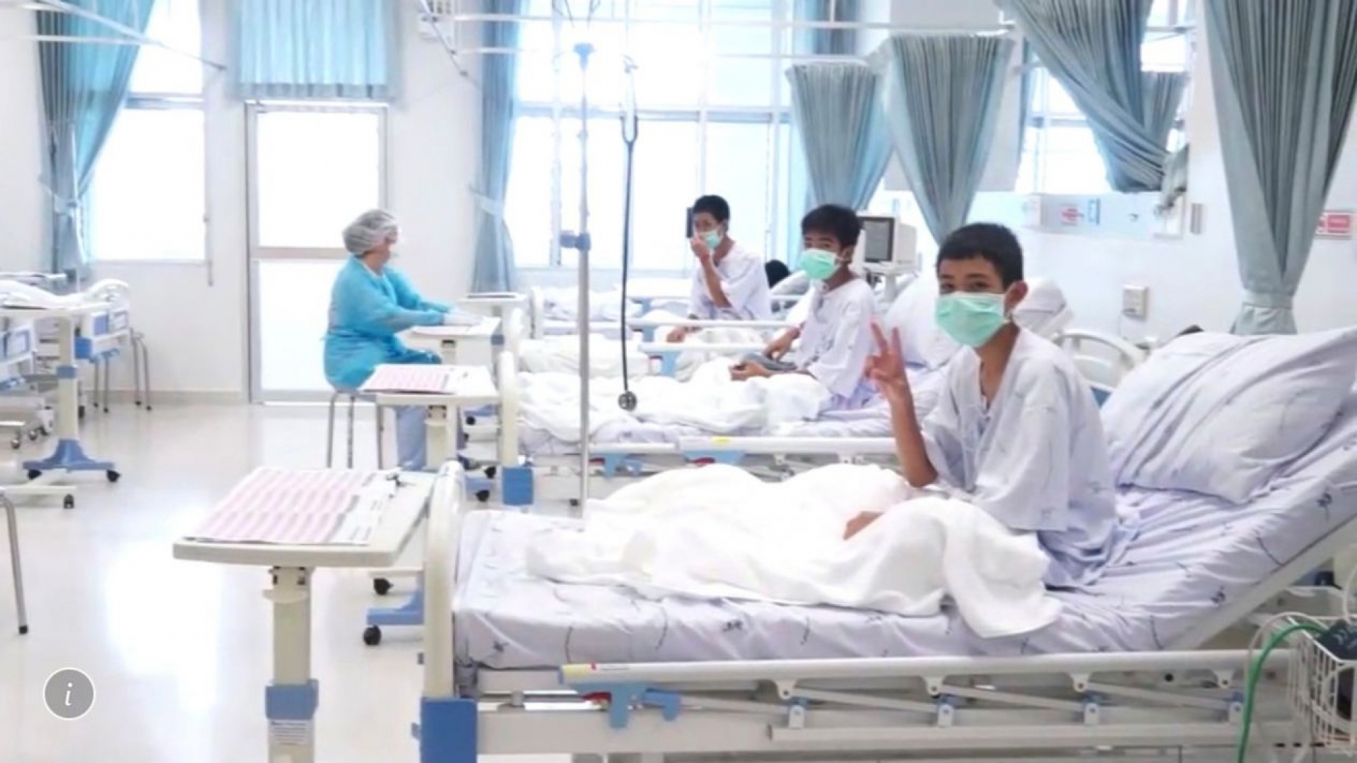 Niños atrapados en cueva de Tailandia perdieron peso, pero gozan de buena salud