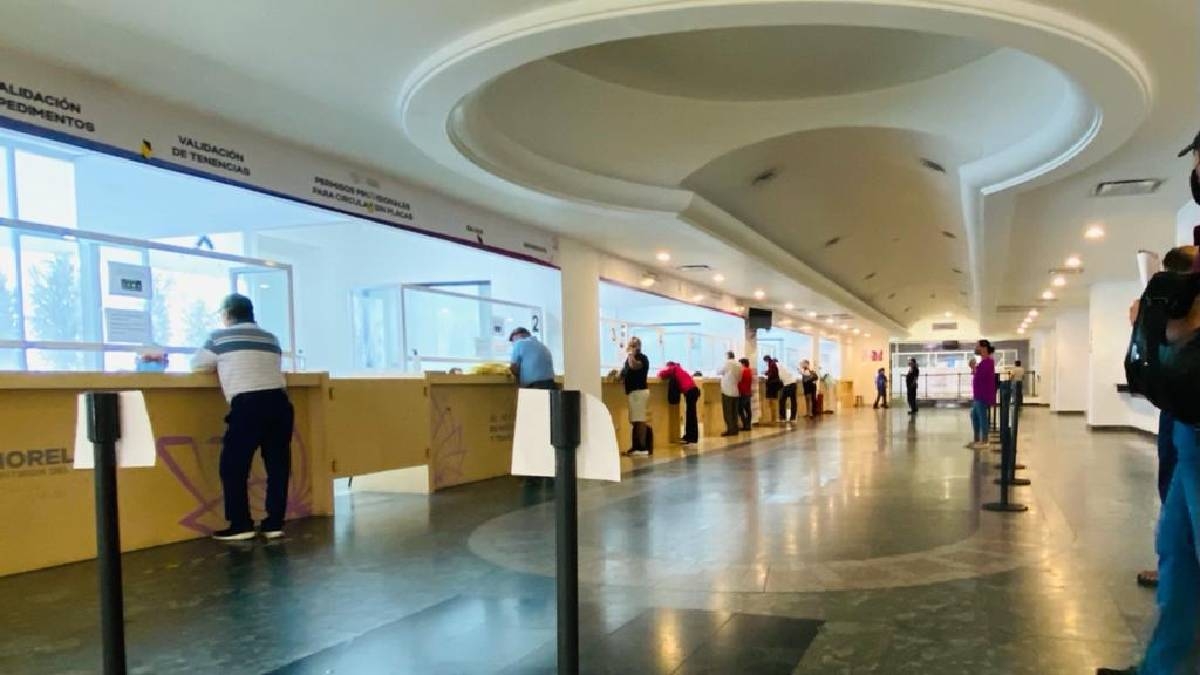 Otorgan subsidios a transportistas y extienden descuento en licencias