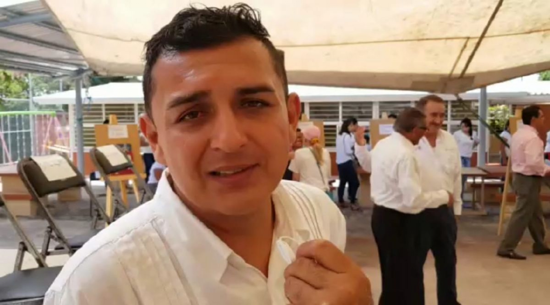Hortencia Figueroa gestionó una techumbre para la Primaria “Vicente Guerrero” que no fue construida