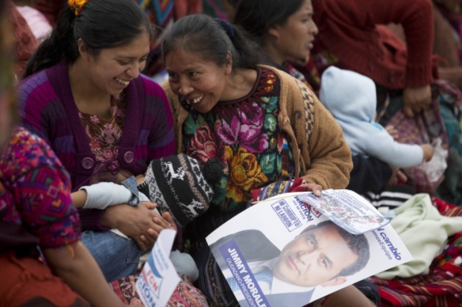 Guatemala elige presidente este domingo en medio de gran crisis