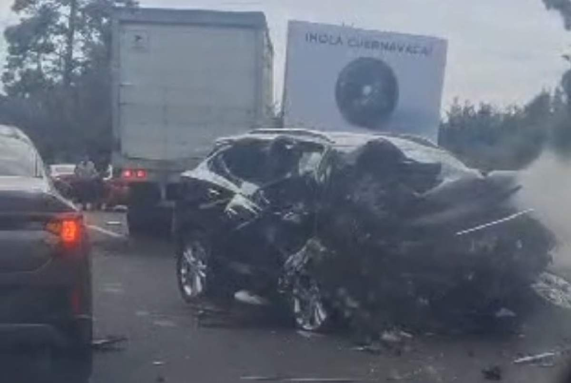 Choque deja un muerto y dos heridos