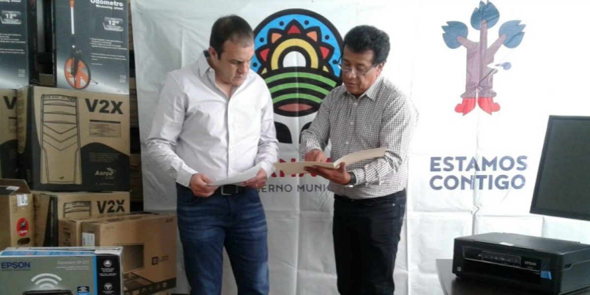 Entregan equipo de cómputo a la Secretaría de Obras del Ayuntamiento de Cuernavaca