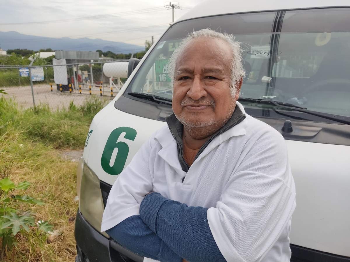 Pasaba hasta 15 días sin ver a su familia