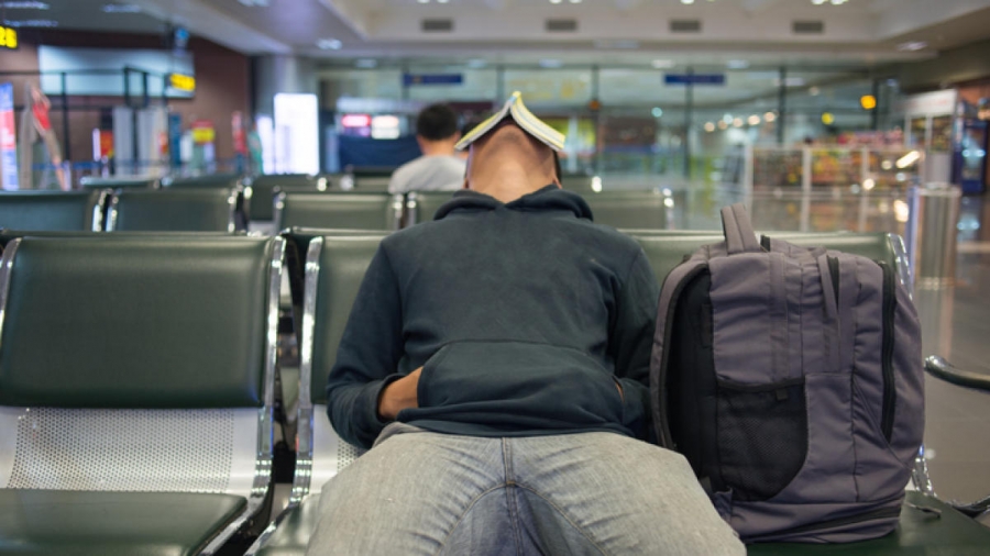 A partir de hoy se sancionará a aerolíneas por demoras en vuelos