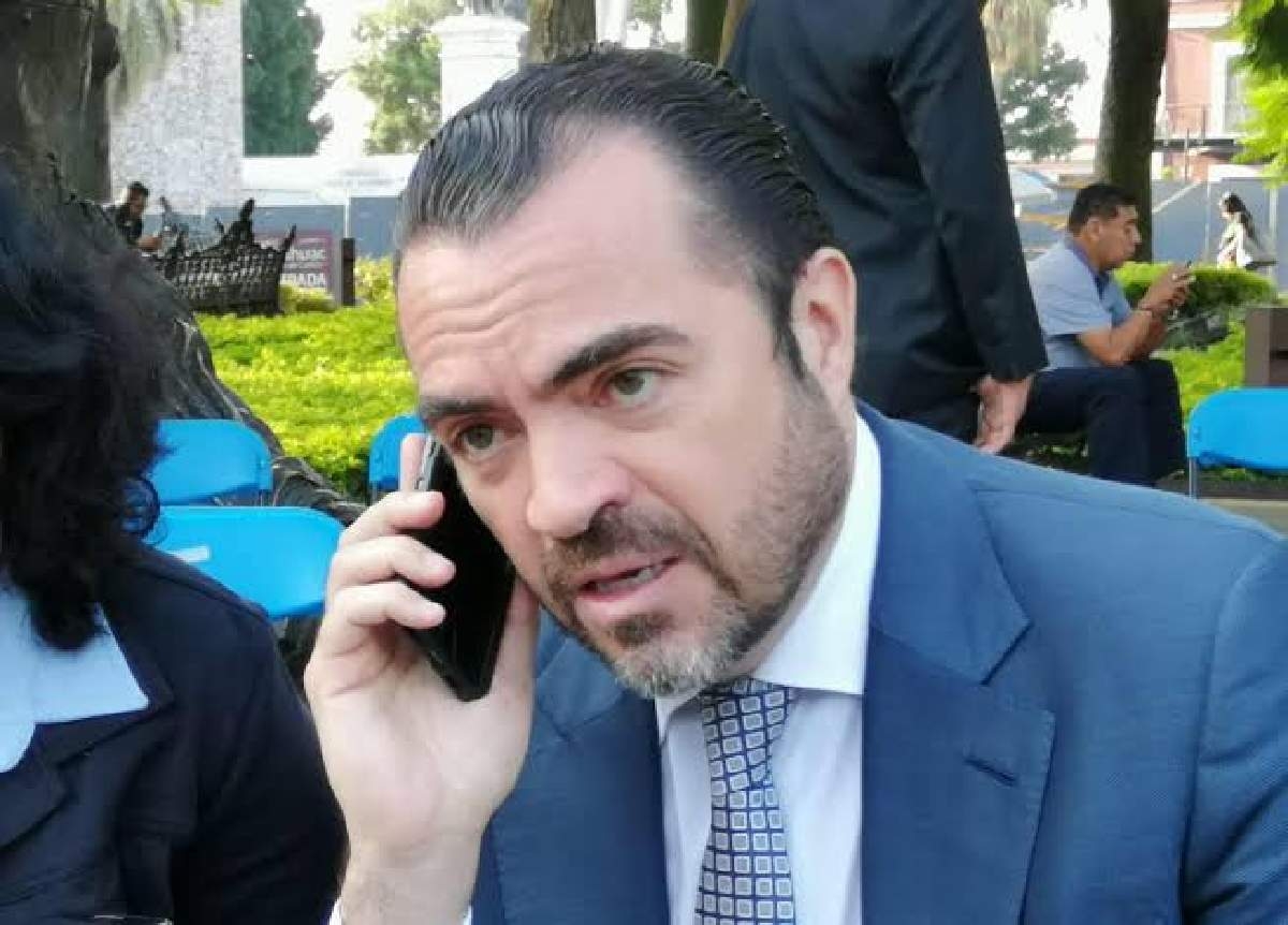 Llegada de magistrado, por componendas con diputados: Abogados