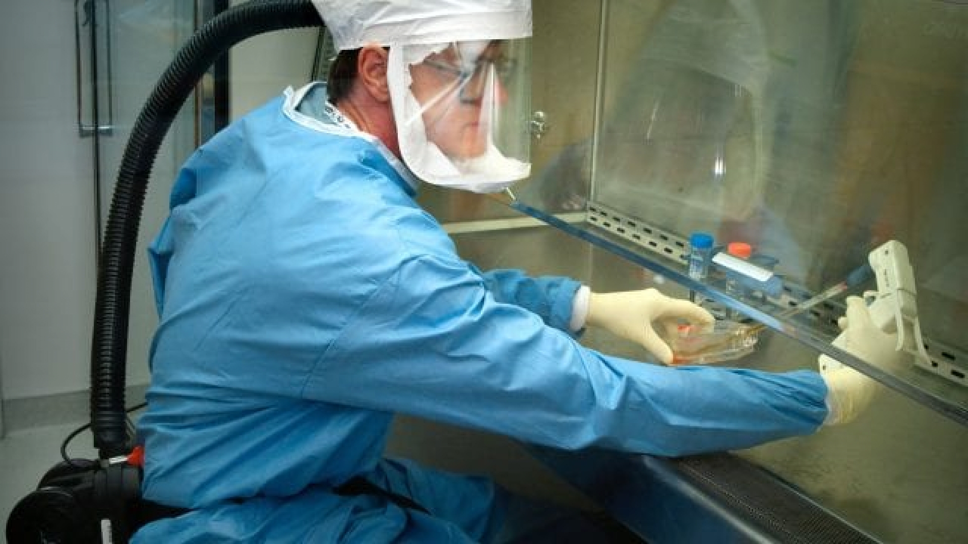 Rusia, con éxito en pruebas clínicas de vacuna; da de alta a segundo grupo de voluntarios