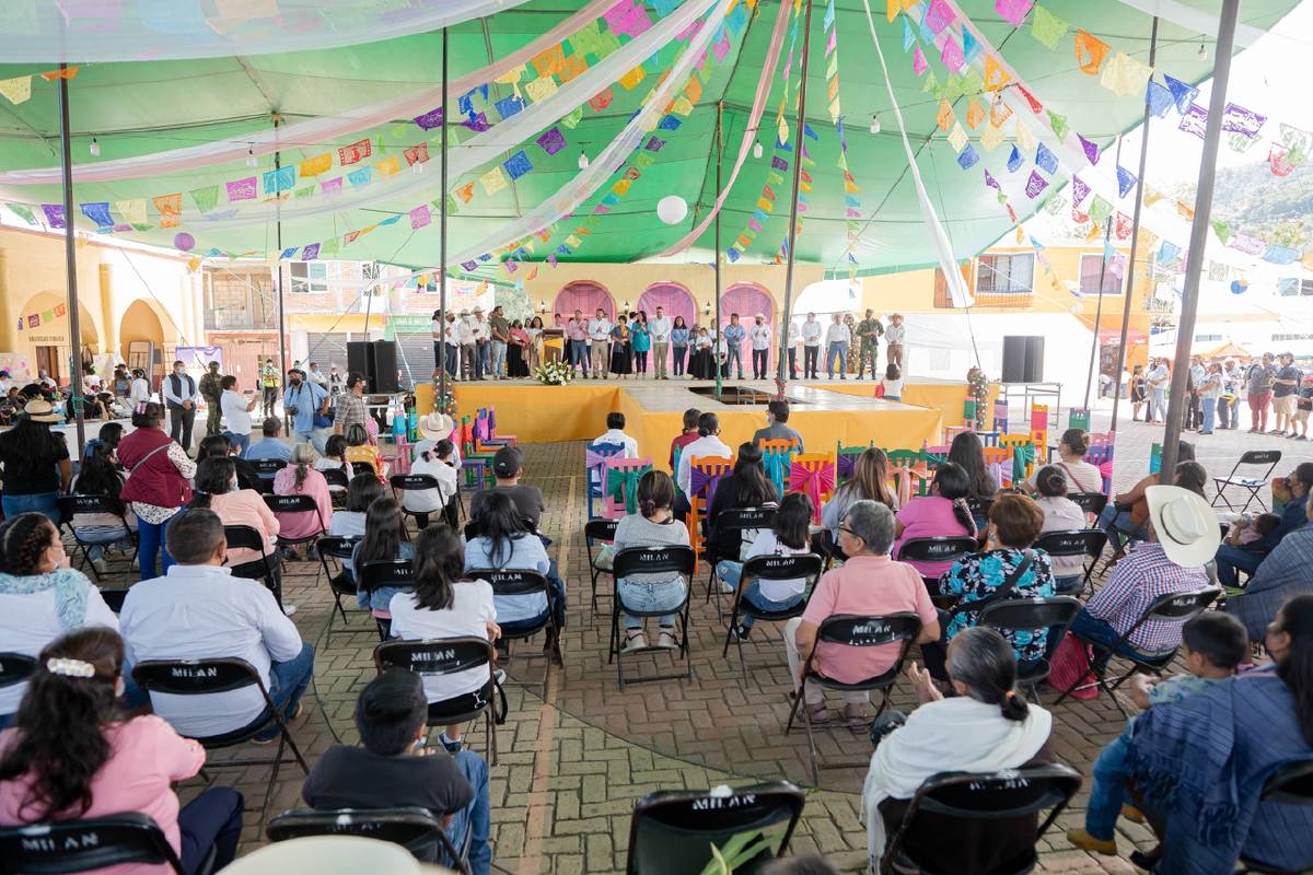 Inaugura secretario de Gobierno feria de Hueyapan 2022 "Identidad, cultura y tradición"