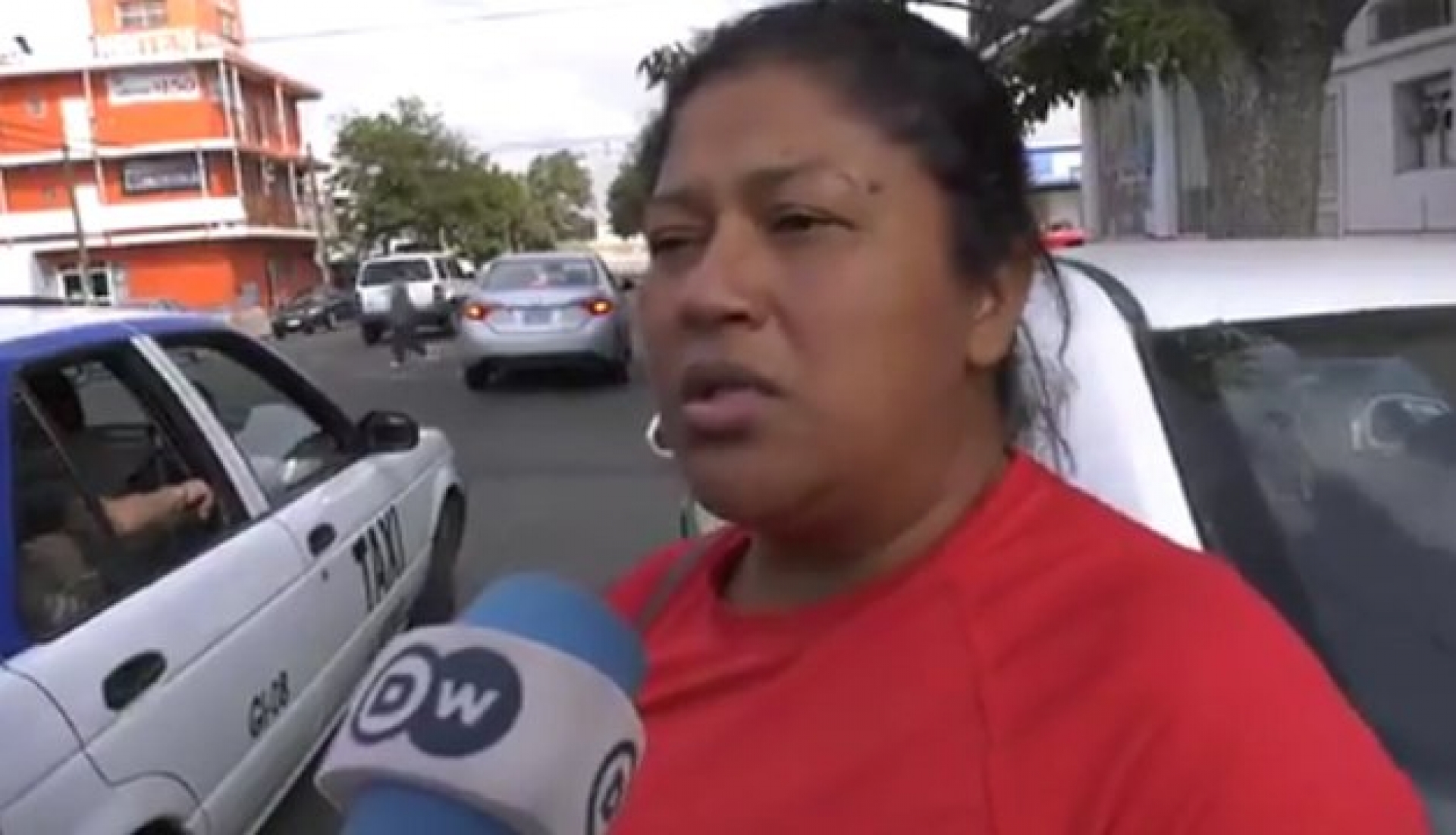 Usuarios de redes filtran fotos de la mujer hondureña que despreció frijoles