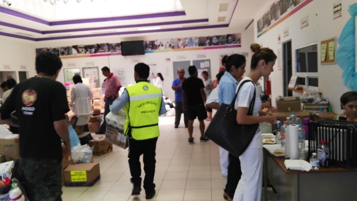 Redobla esfuerzos Hospital General de Tetecala para atender a damnificados