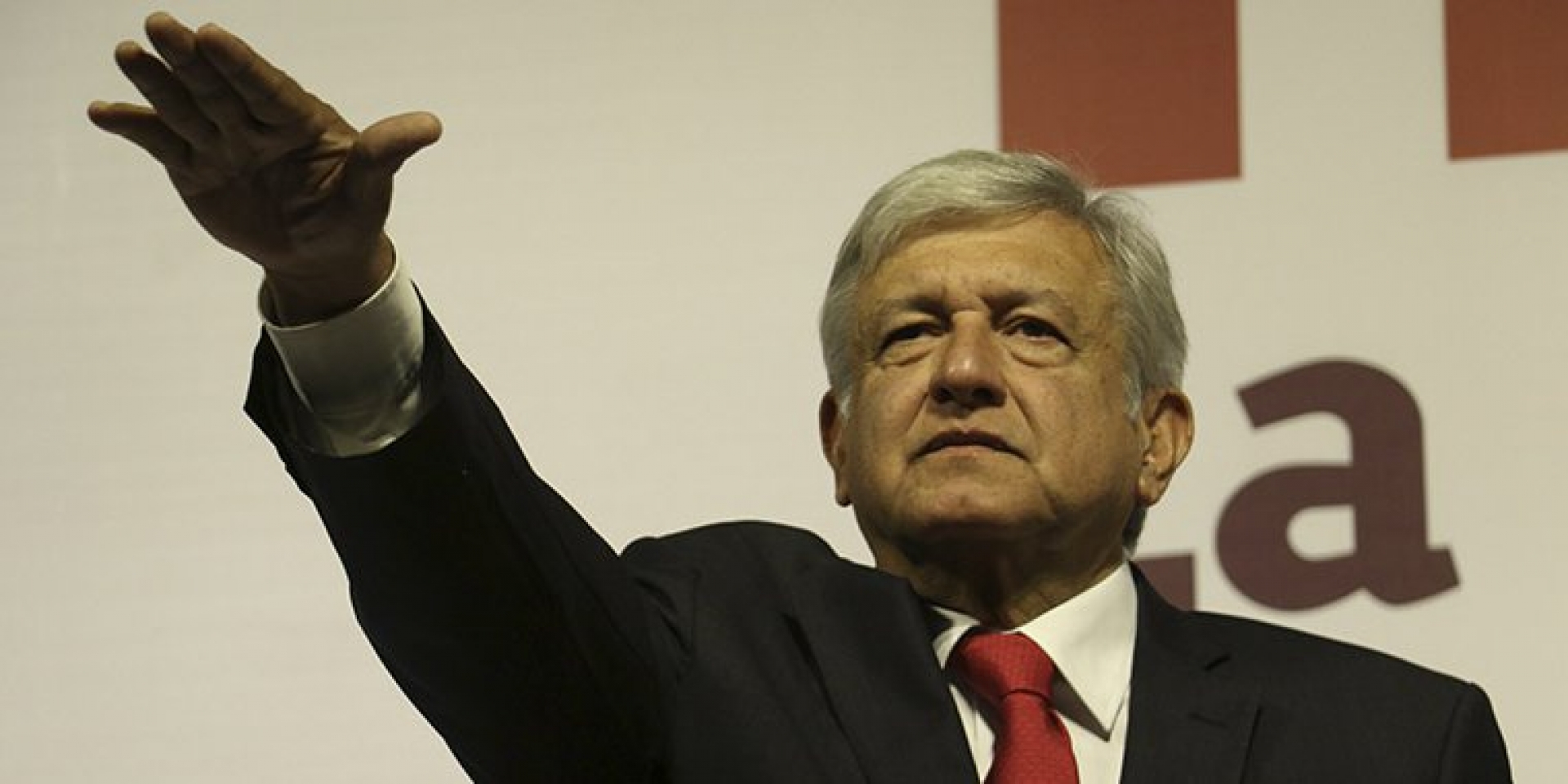 AMLO es ratificado como candidato de Morena a la Presidencia