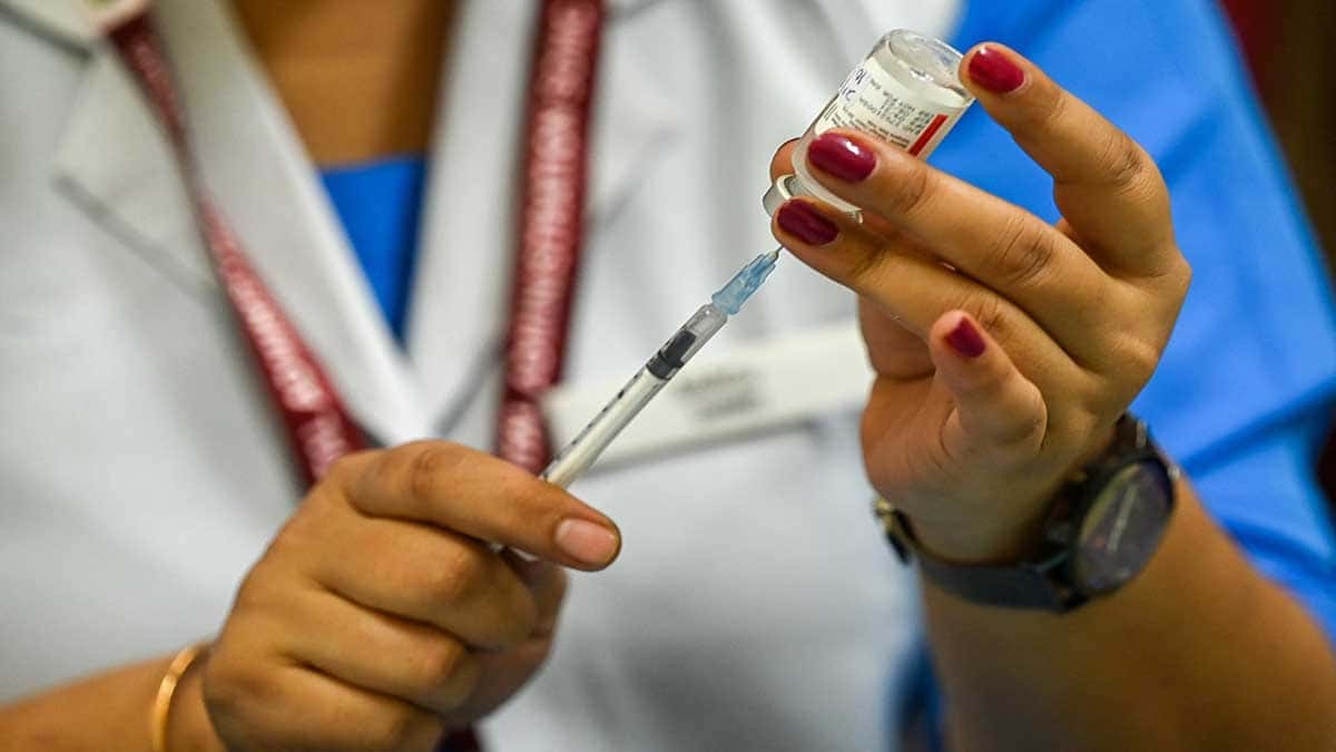 Vacuna Covaxin de la India recibe aprobación de la OMS