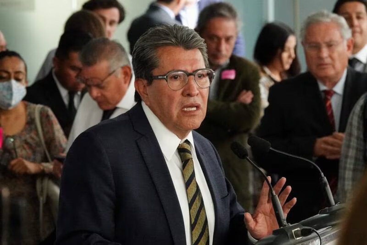Prefiero no contender por la Presidencia que 'traicionar' a AMLO: Monreal