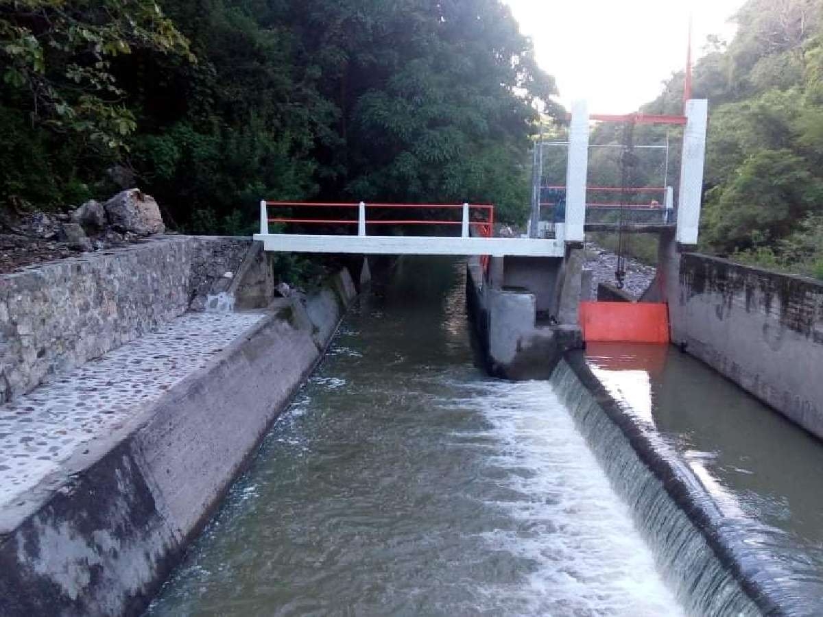 Familias miacatlenses seguirán recibiendo agua no potable