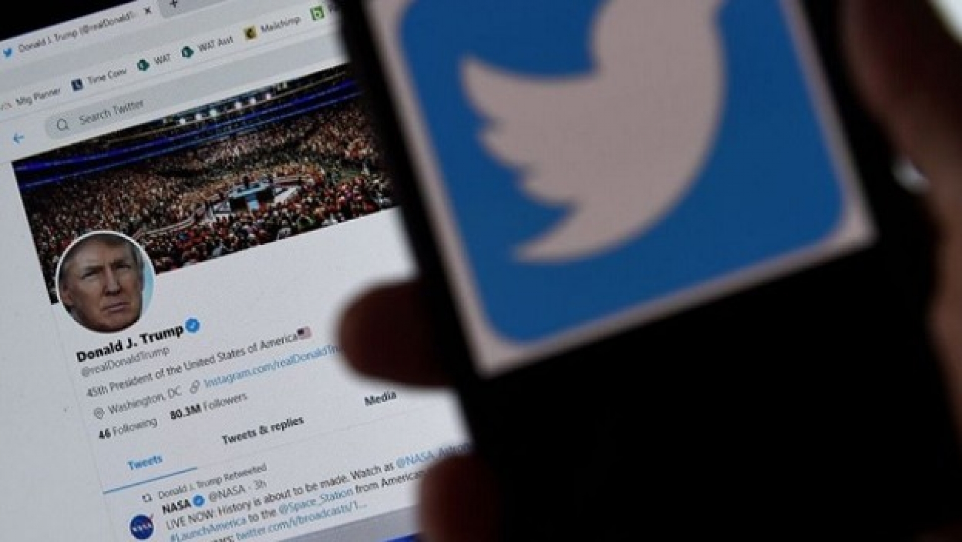 Twitter suspende cuenta de Trump por posteo con desinformación sobre coronavirus