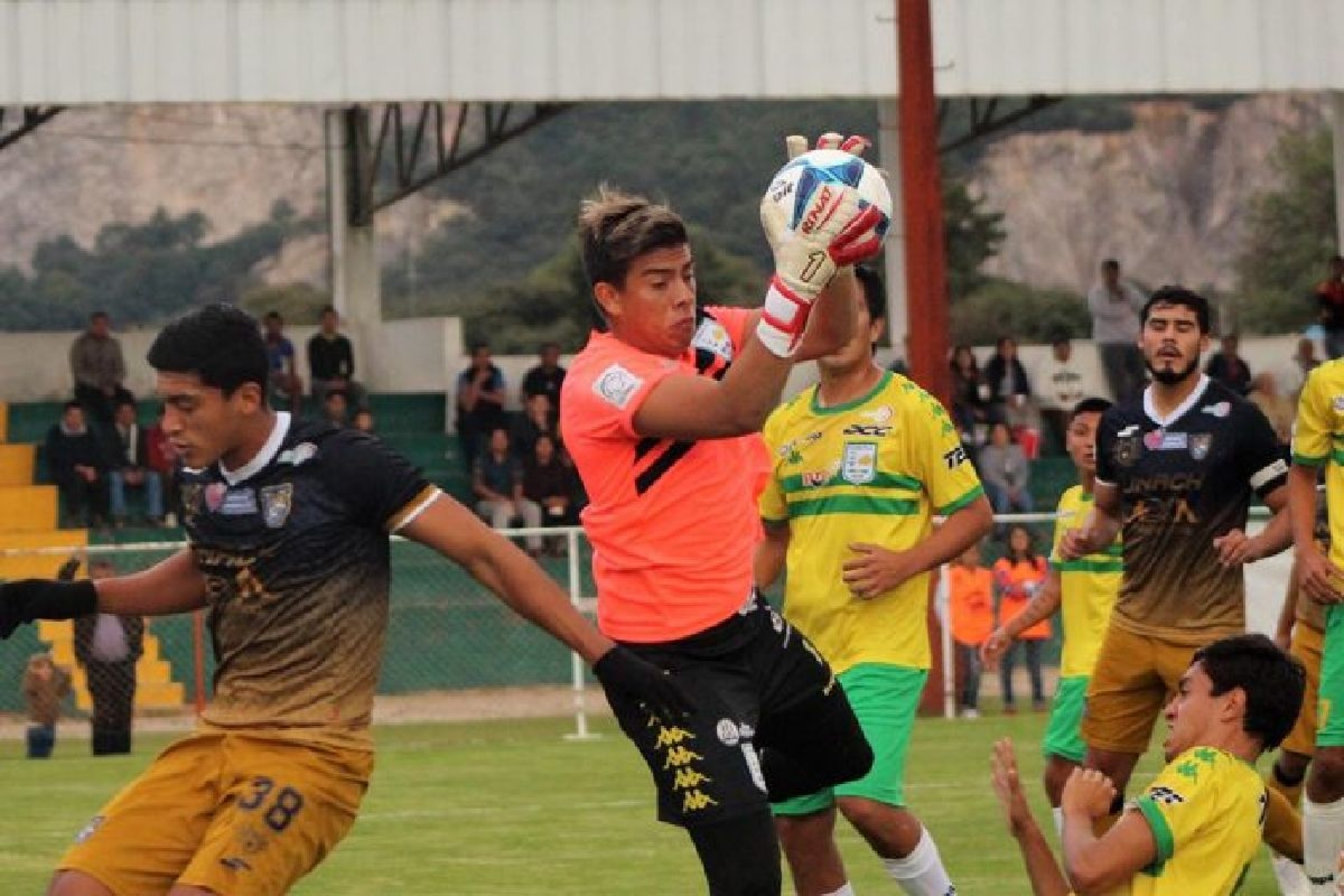 “El punto es bueno”: Mauricio Hernández