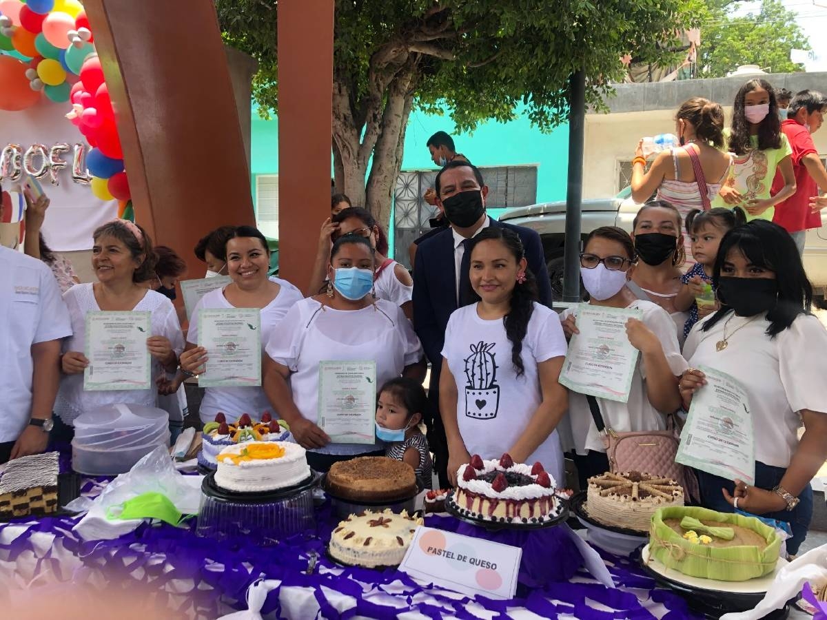 Clausuran cursos del Icatmor en Jojutla