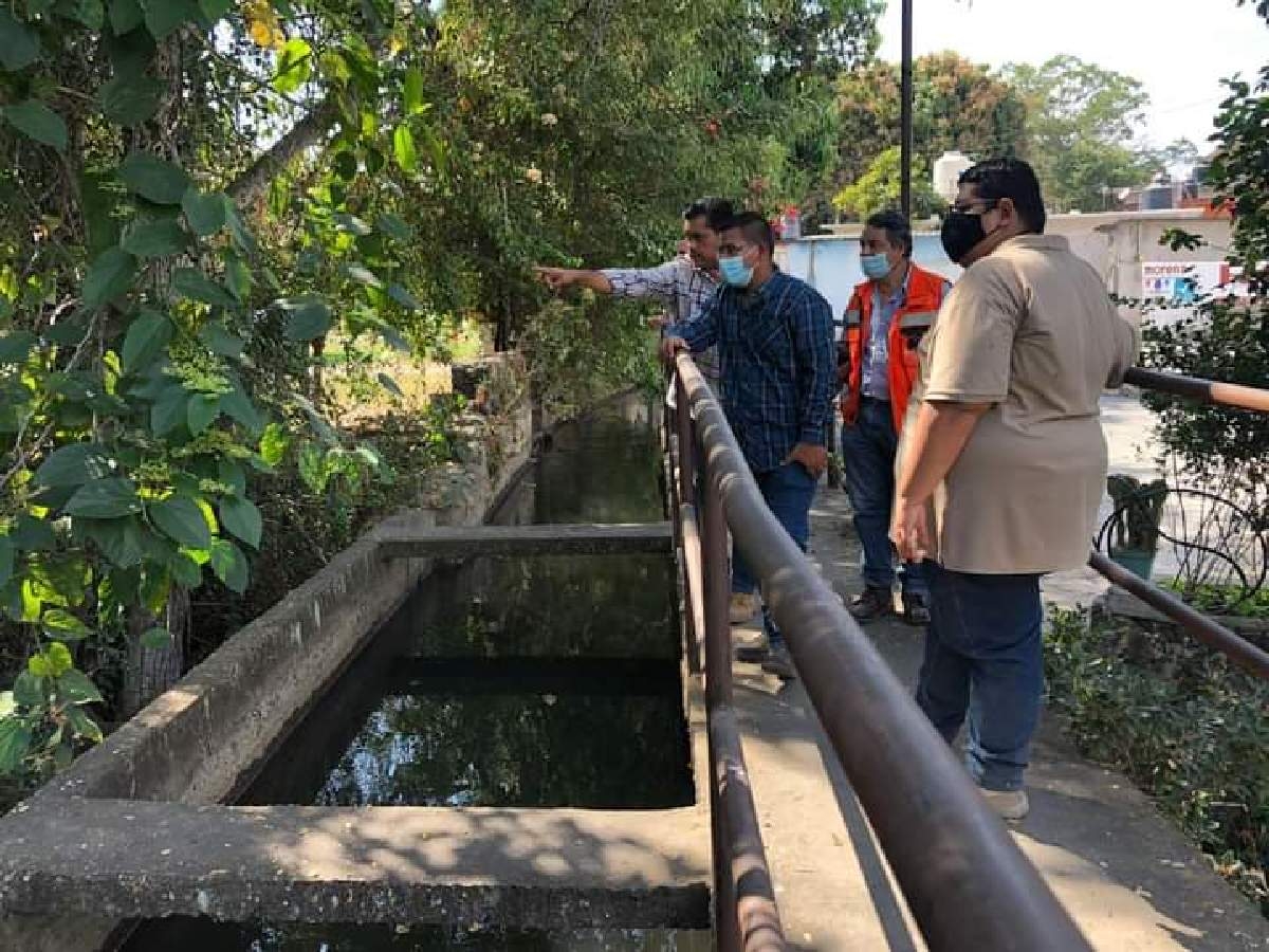 Revisan en Tetecala colector de drenaje y pozos de agua