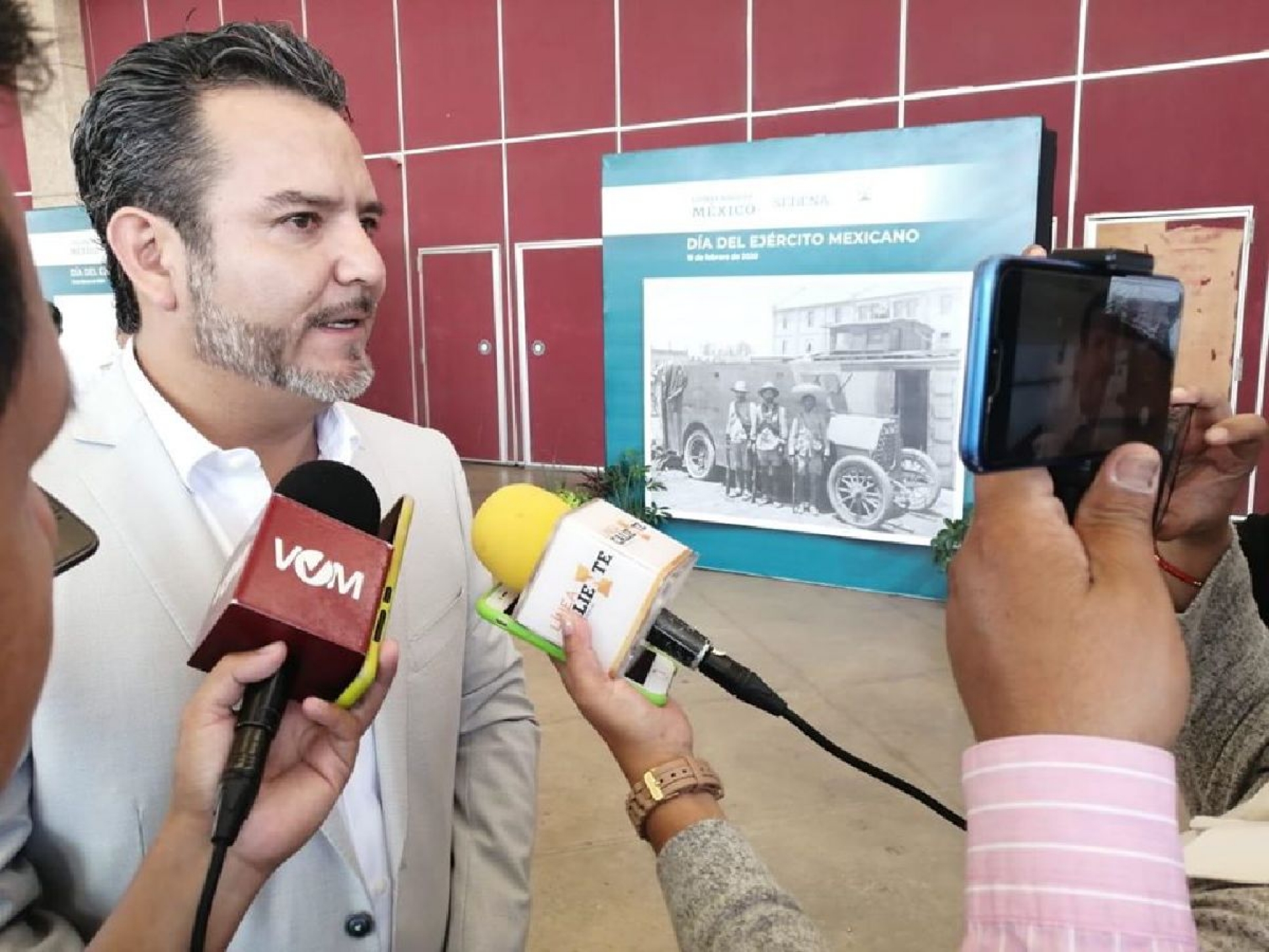 Pagamos por tener una ciudad a oscuras: Antonio Villalobos