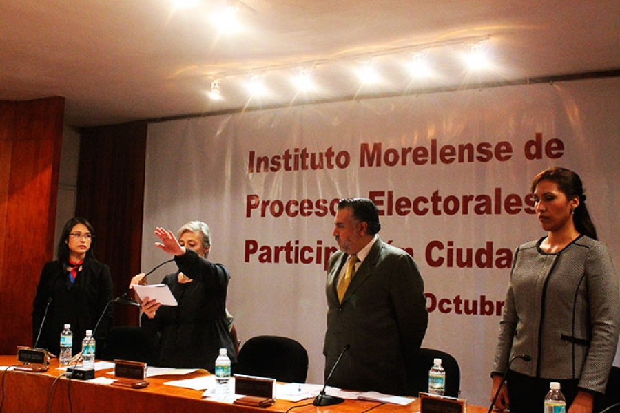 Los nuevos consejeros electorales tomaron protesta