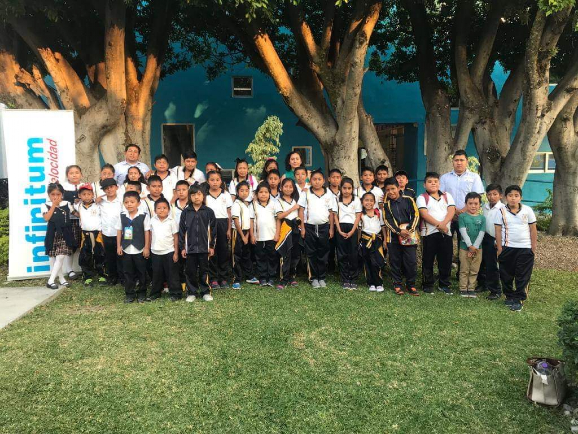 DIF Jantetelco, único en trasladar a niños a taller de robótica impartido por Telmex