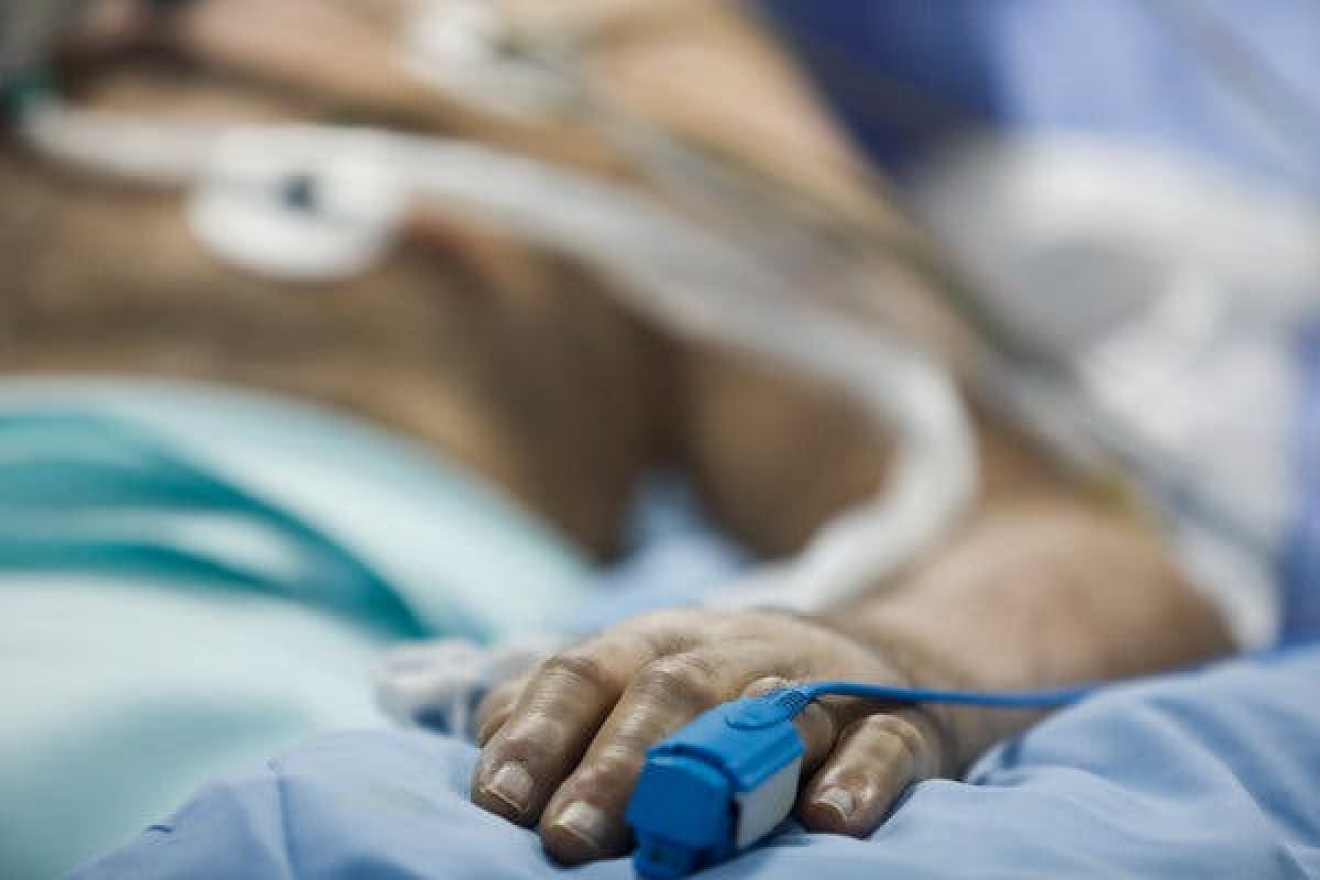 ¿Por qué algunas personas se enferman más grave de COVID-19 que otras?