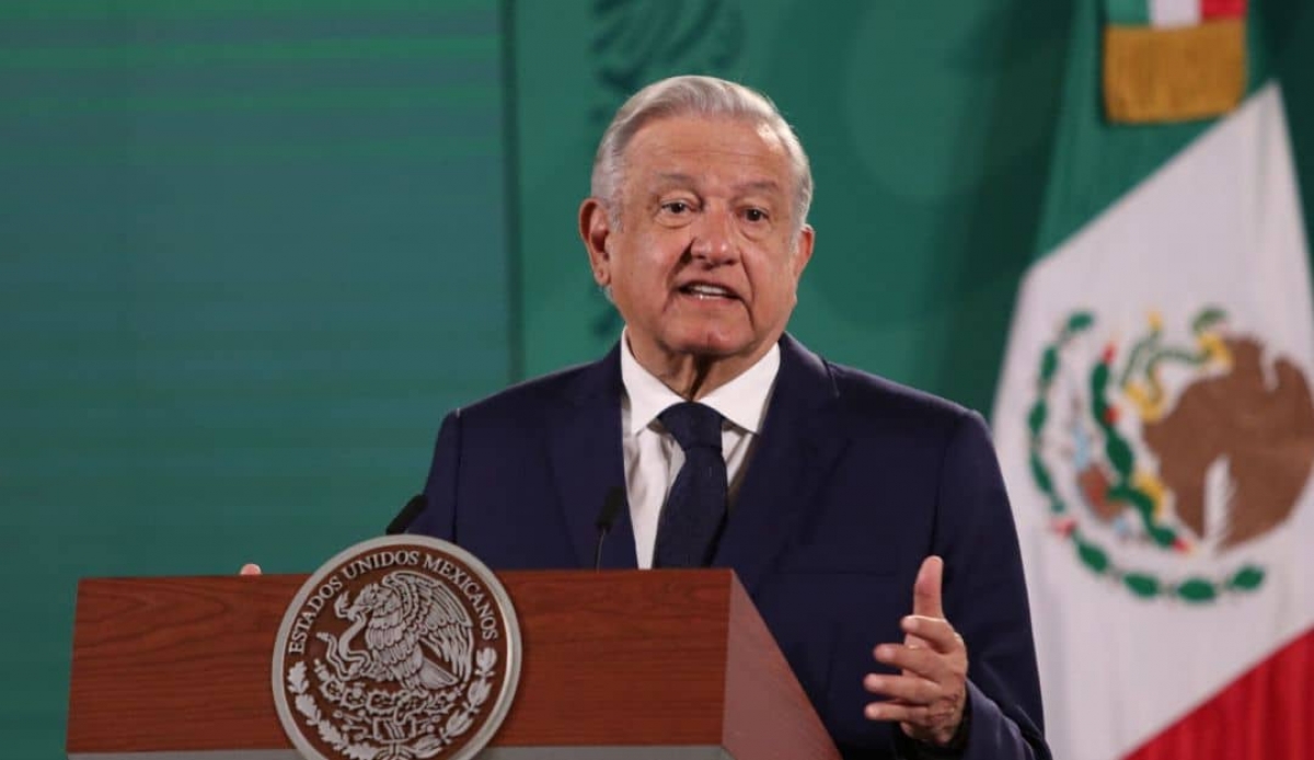 AMLO analiza reiniciar vacunación COVID al terminar con mayores de 18 años