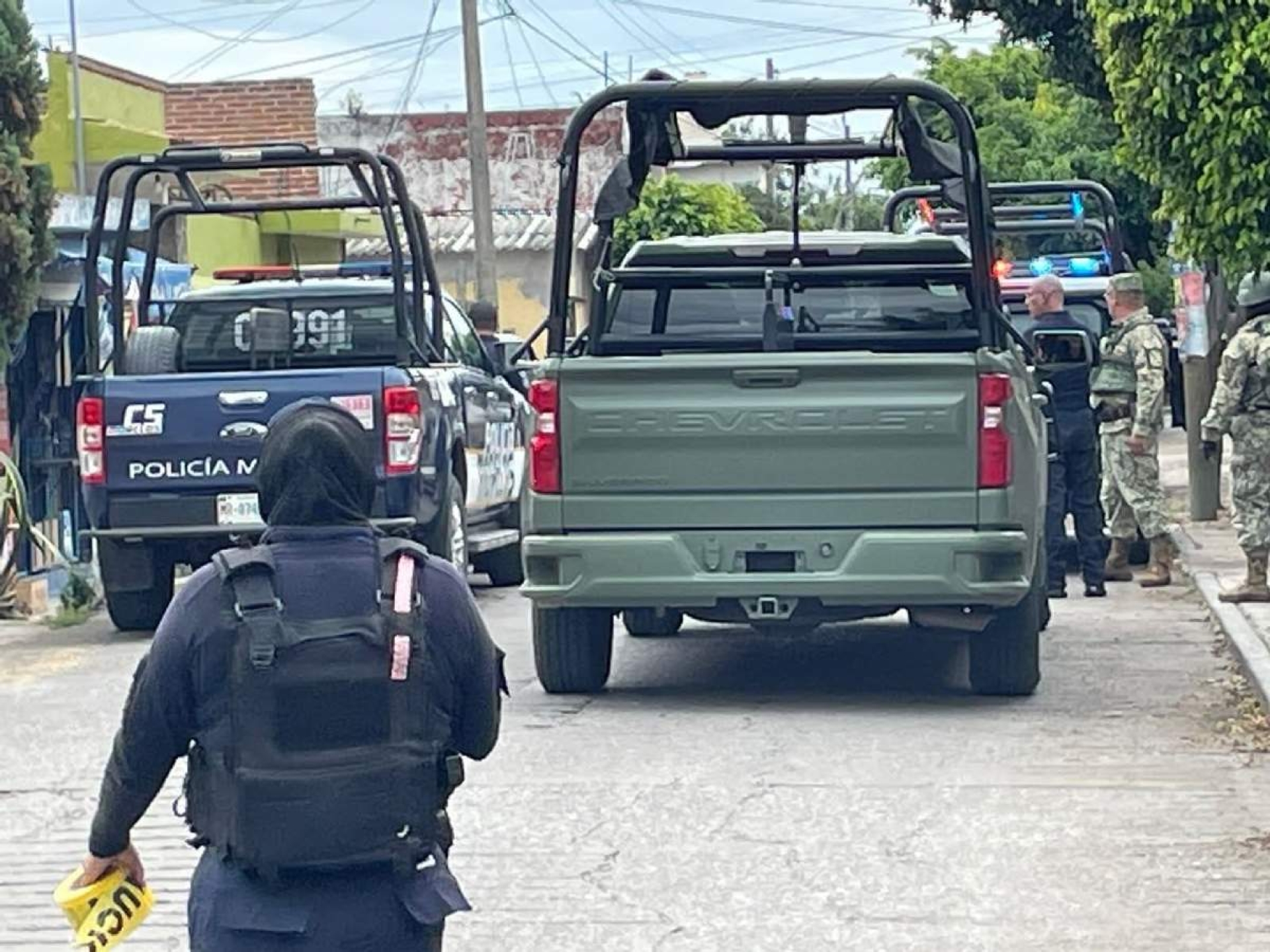 Acribillan a 'rutero' en Temixco