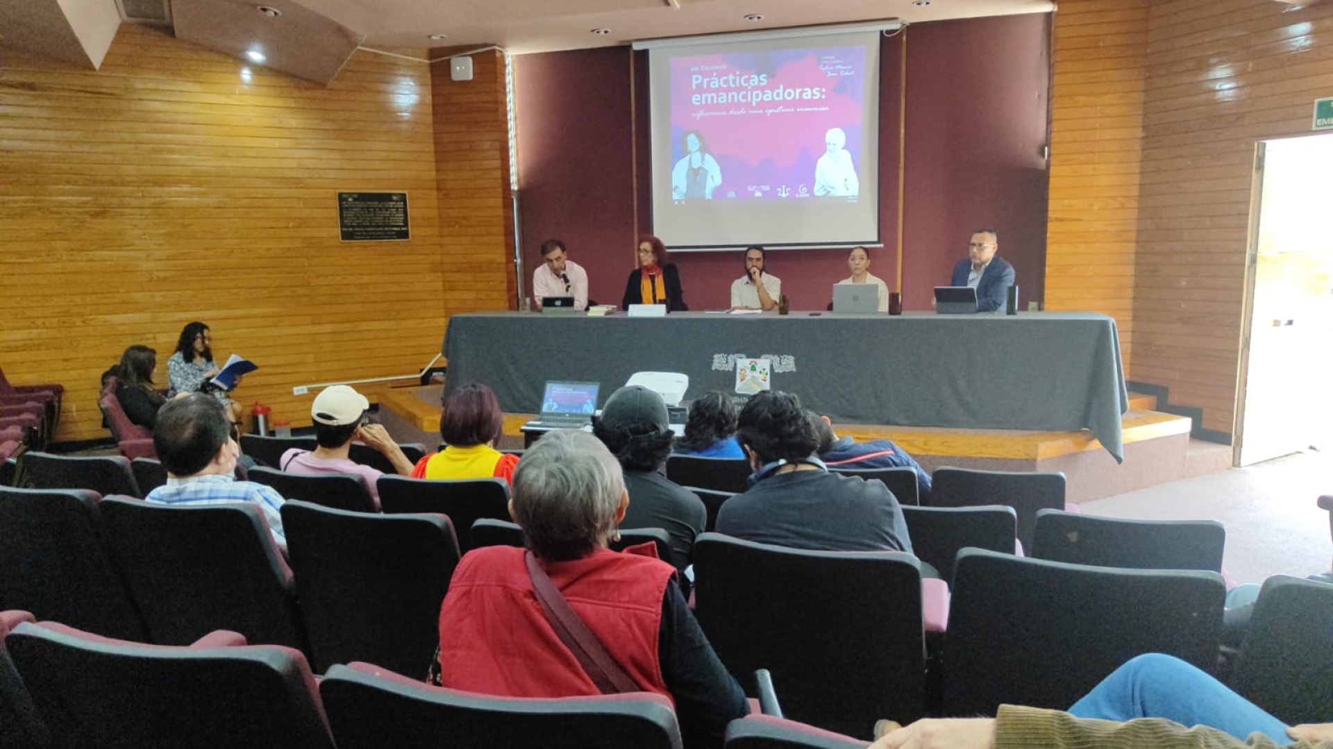 Primer coloquio 'Prácticas emancipadoras: Reflexiones desde una episteme insumisa' en la UAEM