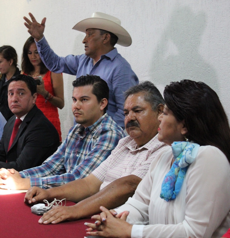 Enfrenta Congreso demanda