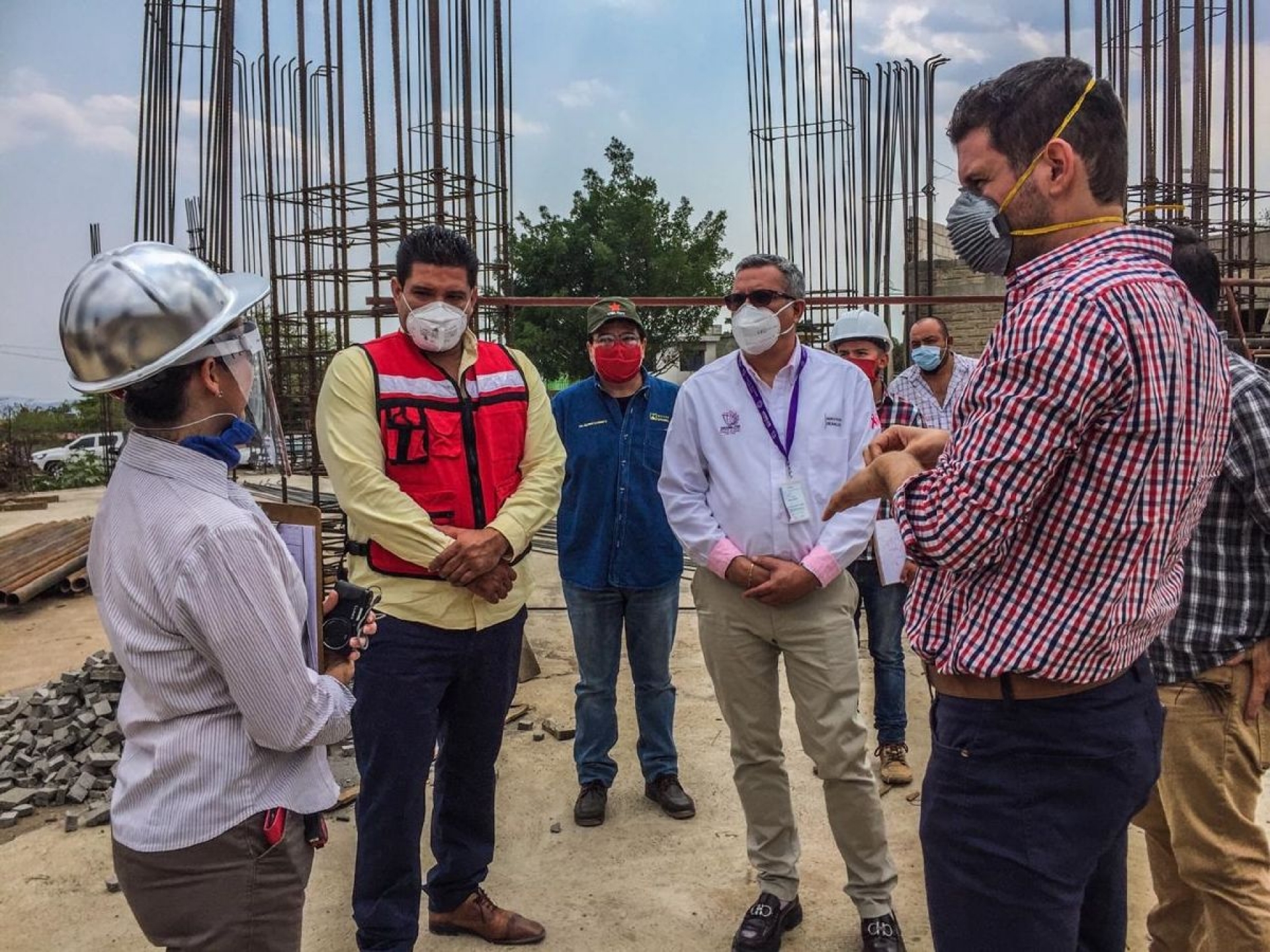 Supervisan trabajos de la Ciudad Salud Mujer