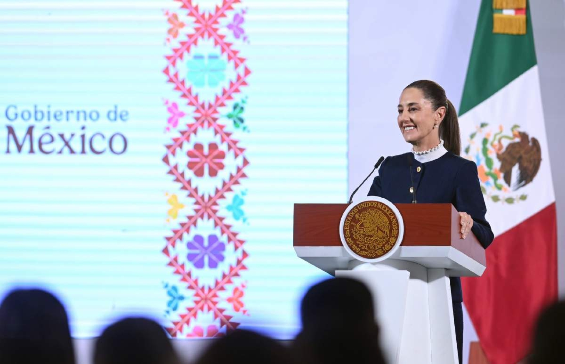 Buscarán en 2025 disminución de la jornada laboral