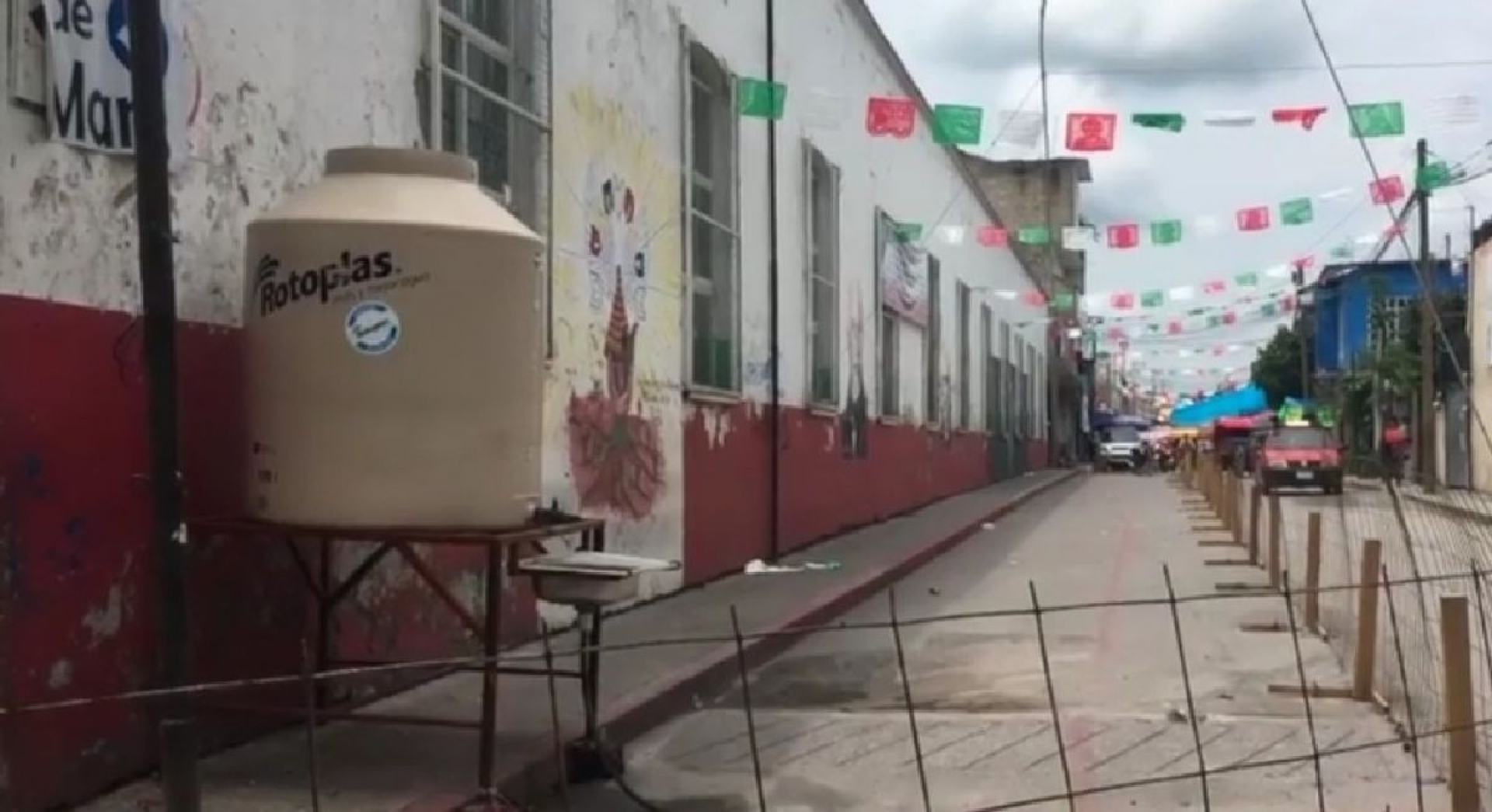 Ante riesgo de colapso, acordonan área de antigua primaria de Xoxocotla