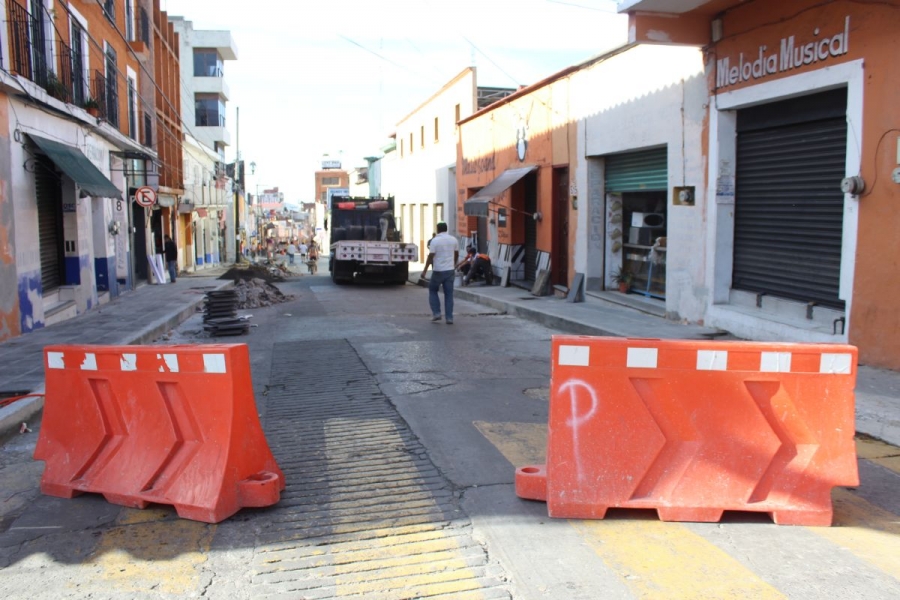 Comerciantes del primer cuadro piden liberar créditos
