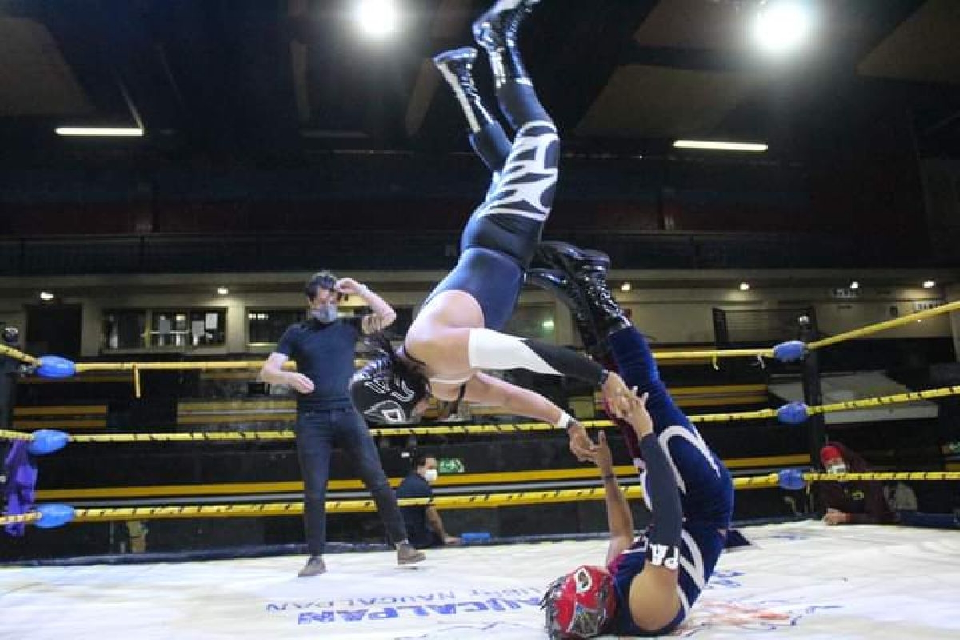 Cuatro gladiadores morelenses en el Torneo de IWRG Tryout 20201
