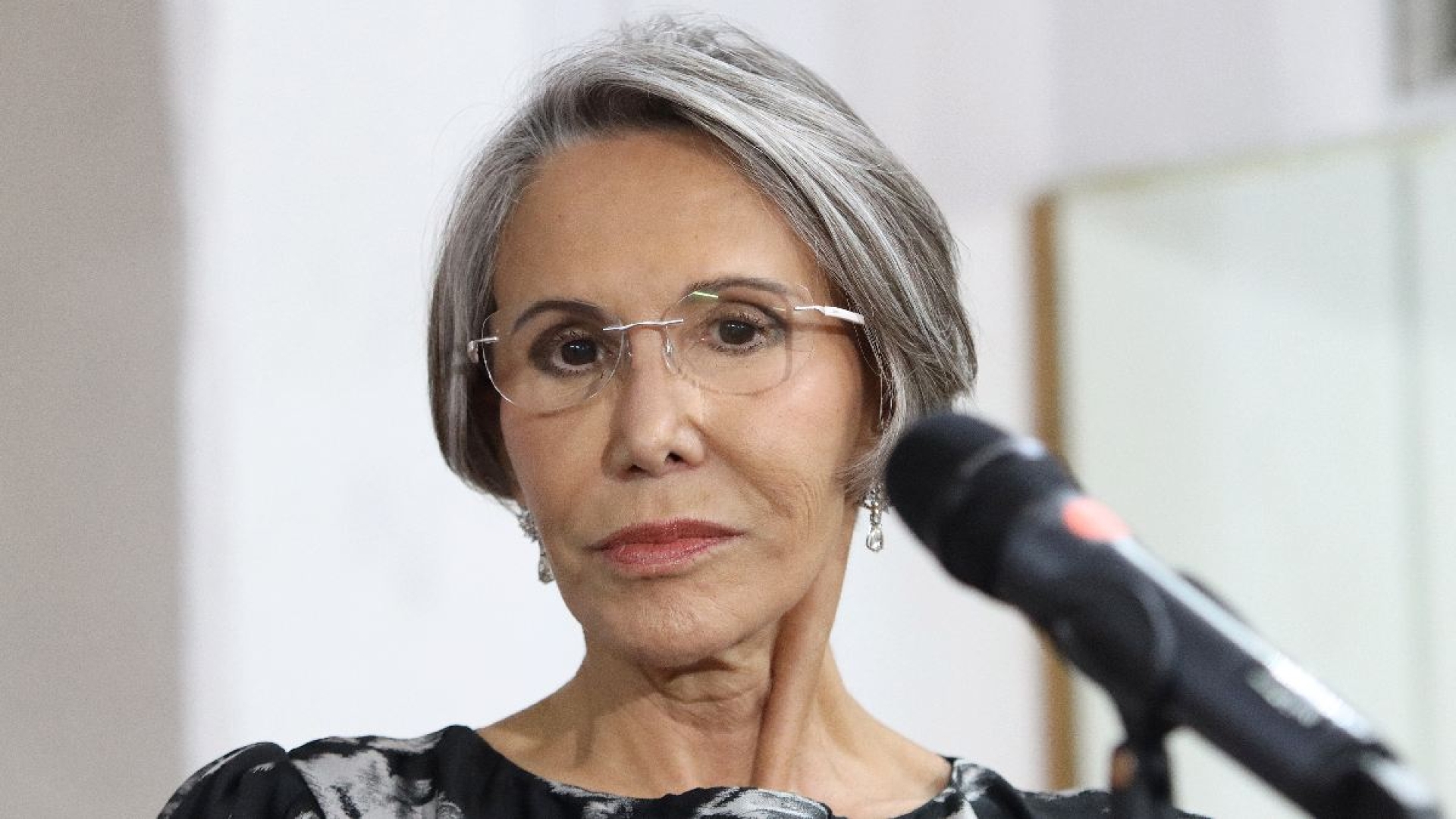 Florinda Meza lanza critica sobre la serie sobre Chespirito