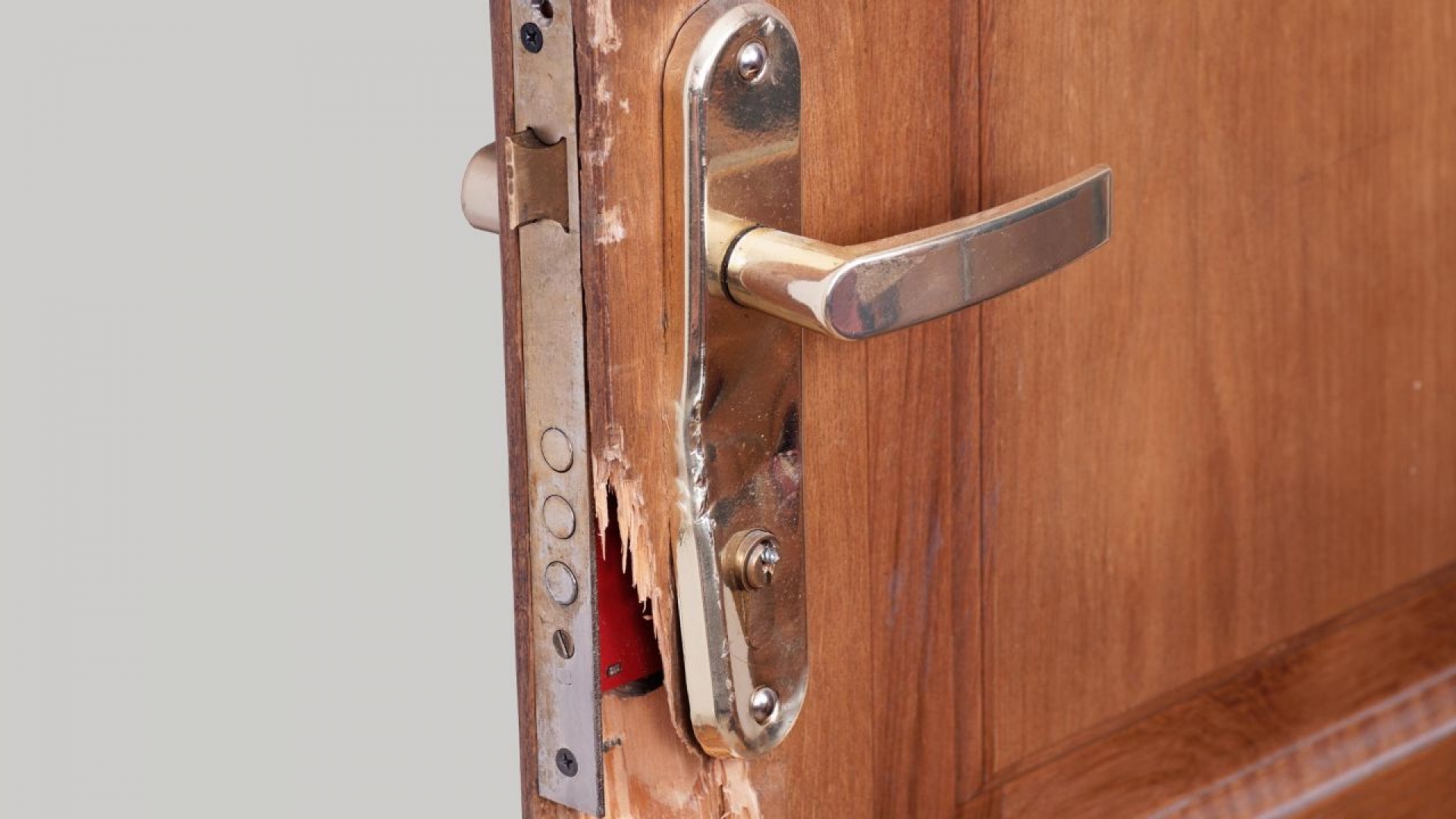 Roban varios objetos en una casa de Zacatepec