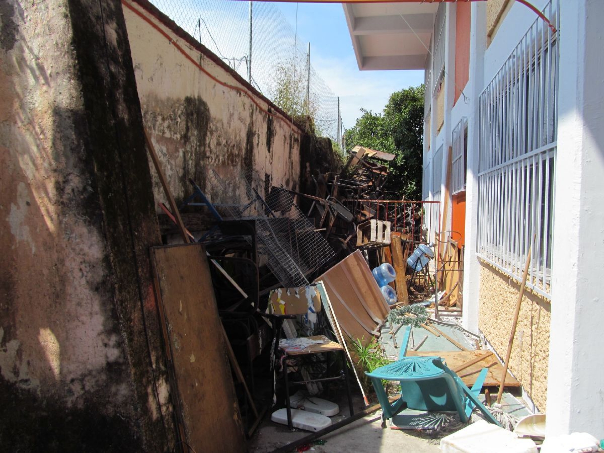 Aprueban programa de descacharrización en escuelas