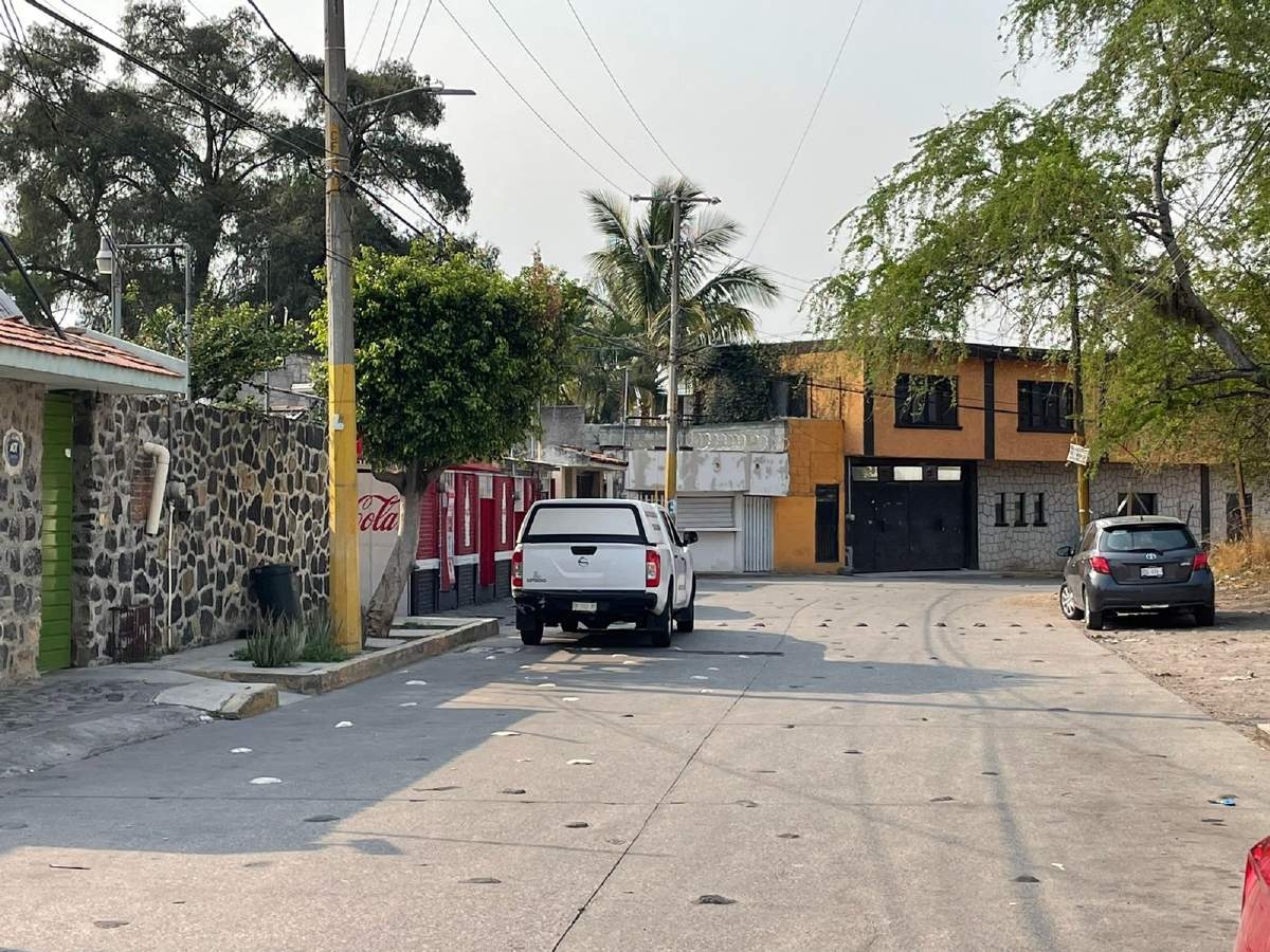 Tres hombres se enfrentaron a tiros en Temixco