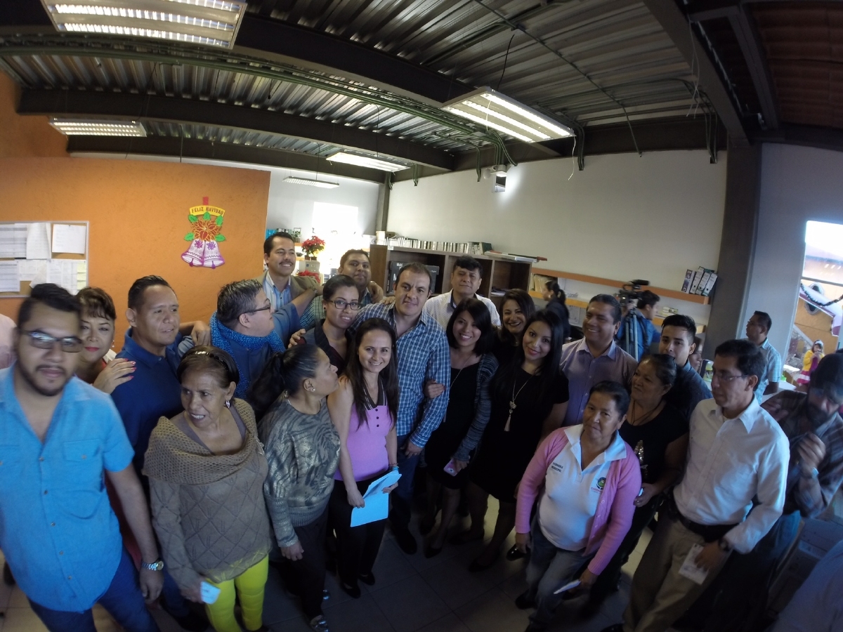 Reconoce Cuauhtémoc Blanco el trabajo de empleados municipales