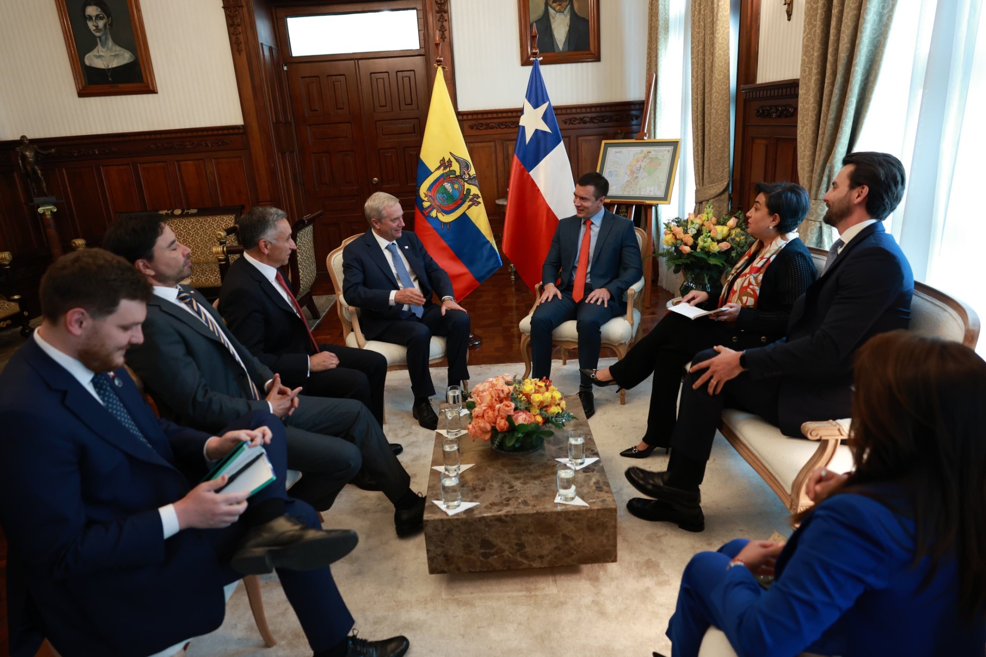 Kast propone a Ecuador corredor humanitario para retorno de migrantes venezolanos