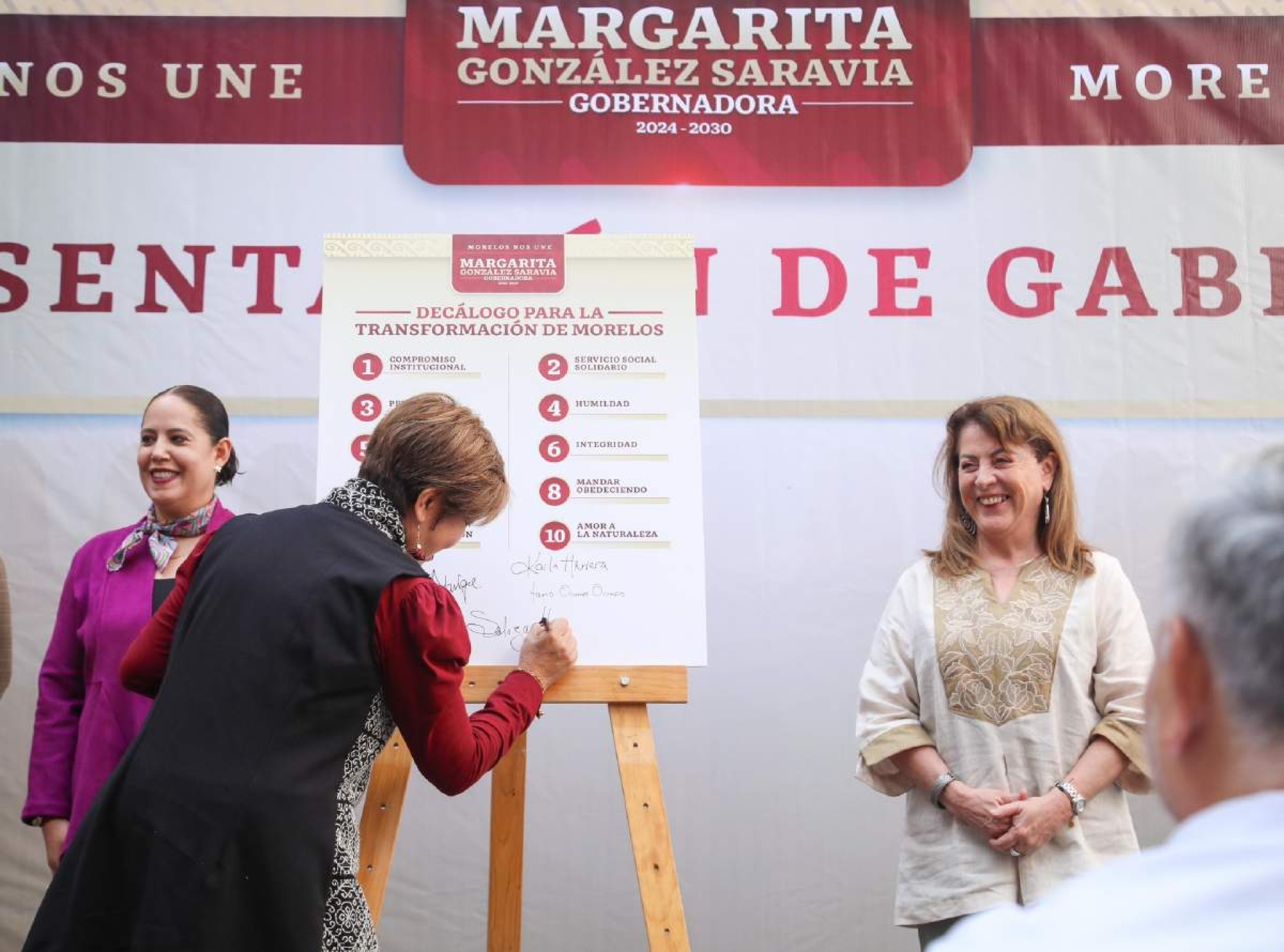 Nuevo gabinete firmó 'Decálogo por la transformación de Morelos'