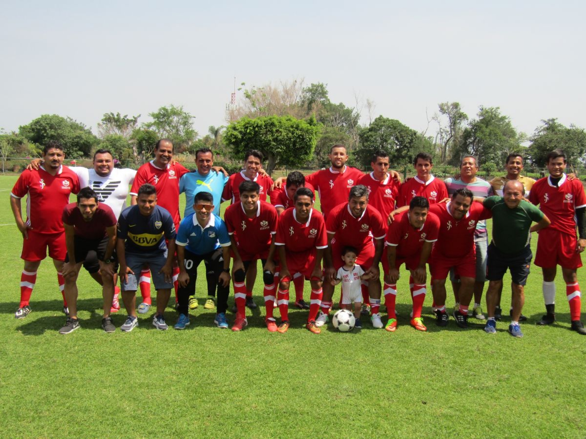 Celebran partido amistoso con la Policía Federal