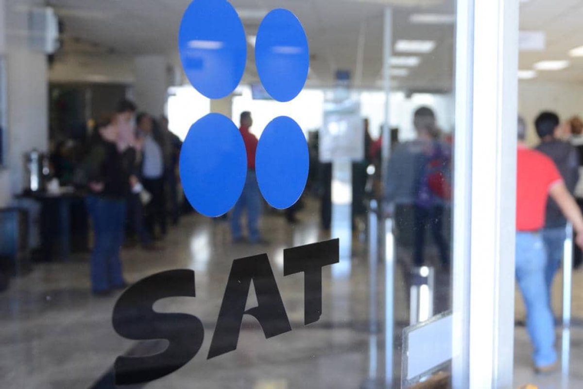 Abogados, empresarios y contadores piden al SAT resolver escasez de citas